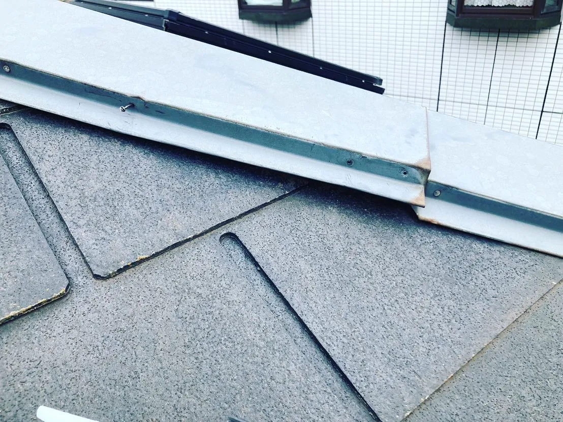 屋根棟板金補修
